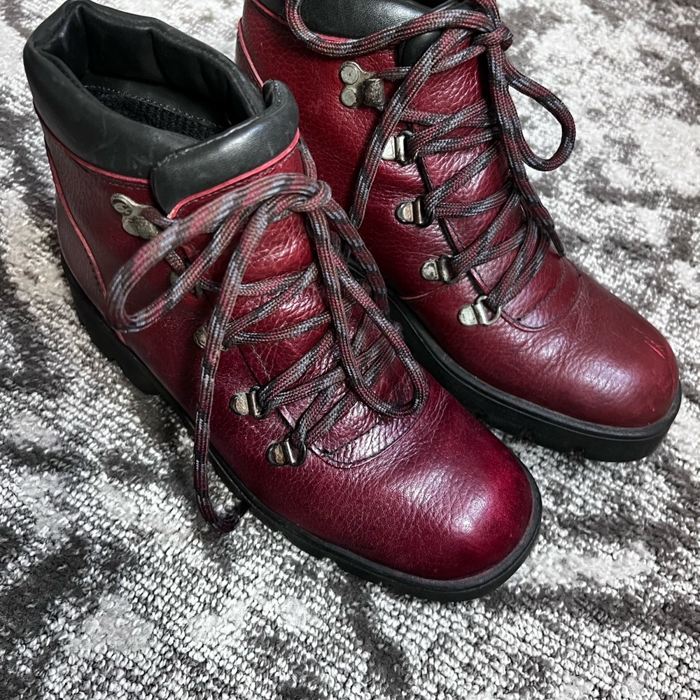 TerraFirma Deep Red Leather Hiking Boots 6.5m